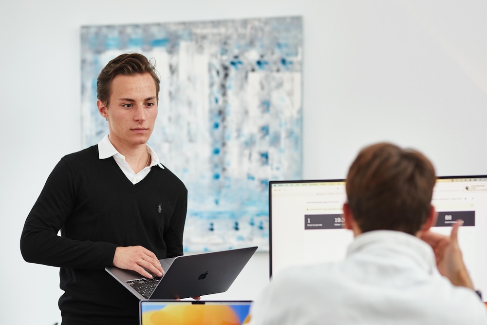 Elia Faber (Landingpage Experte) in der Landingpage Agentur THEFABERS